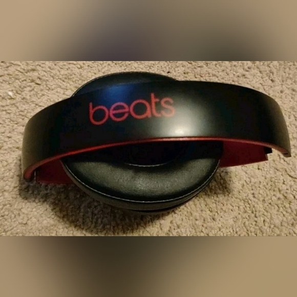 Open Box Brand New Never Used Dre Beats Studio 3 Over Ear Noise Canceling - Picture 6 of 7